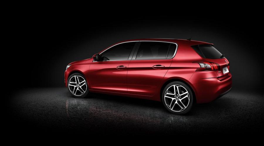  Peugeot 308 2013 года  (фото 16 из 47)
